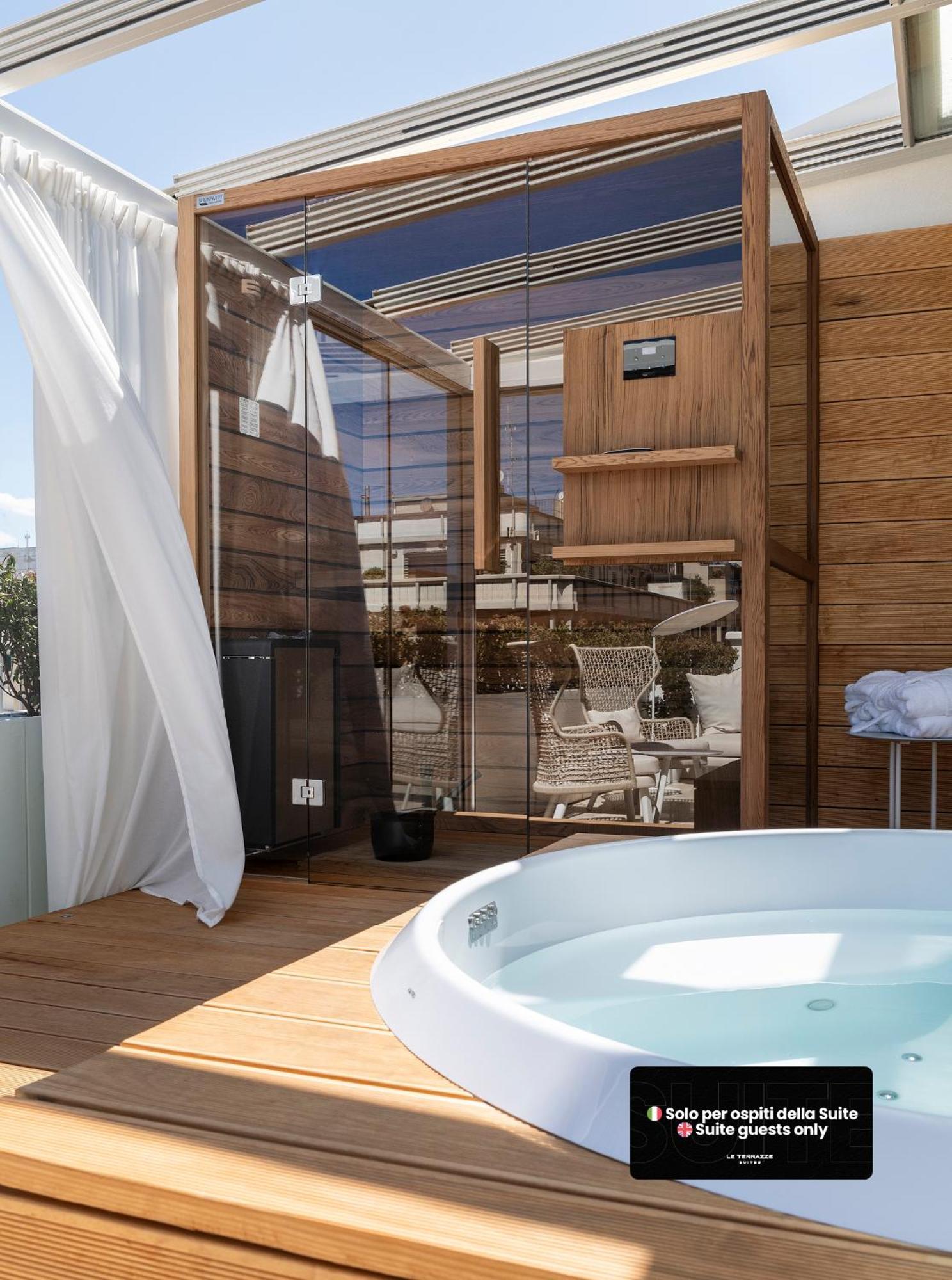 Le Terrazze Suites Bari Eksteriør bilde